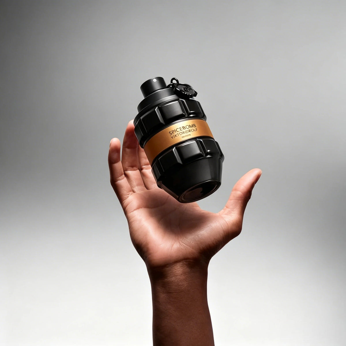 Woody & Spicy Cologne for Men With Notes of Amber & Vanilla - Viktor Rolf - Spicebomb Extreme Eau De Parfum - AliExpress 66